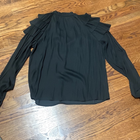 Top - Picture 3 of 3